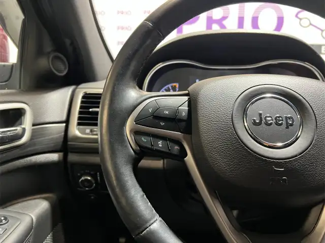 2021 Jeep Grand Cherokee dans Autos et camions dans Ottawa - Image 22