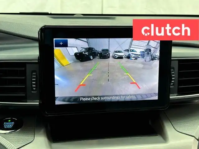 2021 Ford Explorer XLT 4WD w/ Apple CarPlay, Heated Front Seats, in Cars & Trucks in Ottawa - Image 35