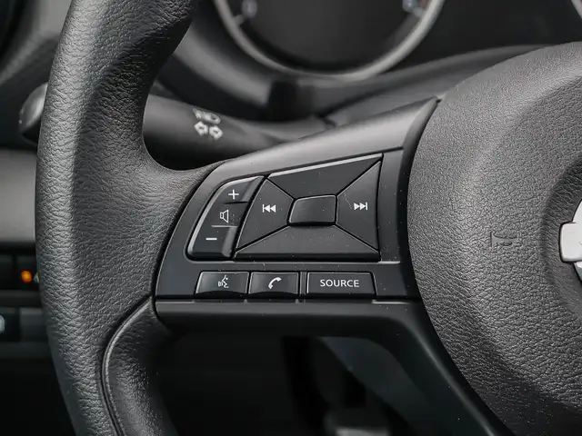 2025 Nissan Kicks Play S WATERLOO SUMMER BLOWOUT! dans Autos et camions dans Kitchener / Waterloo - Image 12