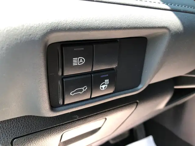 2022 Toyota Highlander XLE AWD in Cars & Trucks in Belleville - Image 15
