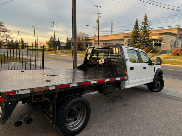 2019 Ford F-450 Super Duty 6.7L Diesel Flatbed DRW 6.7L Flatbed in Cars & Trucks in Calgary - Image 4