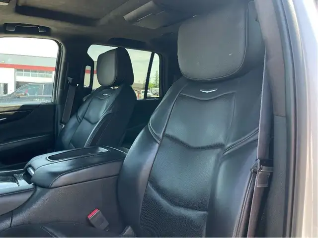 2016 Cadillac Escalade Platinum Edition in Cars & Trucks in Calgary - Image 11