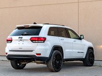 CARGET AUTOMOTIVE is thrilled to offer this 2021 Jeep Grand Cherokee Laredo, a well-equipped midsize... (image 6)