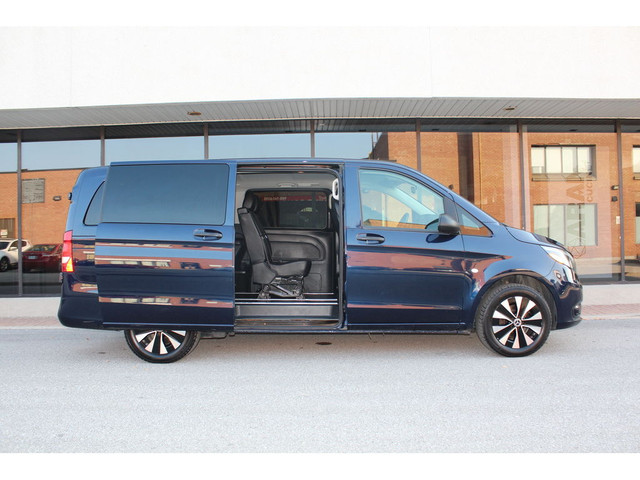 2020 Mercedes-Benz Metris Passenger Van 7 PASSENGERS - LEATHER - in Cars & Trucks in City of Toronto - Image 2