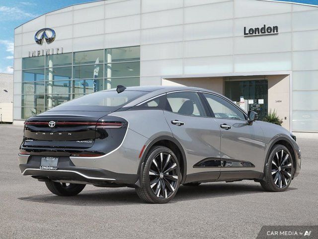 2023 Toyota Crown Platinum in Cars & Trucks in London - Image 3