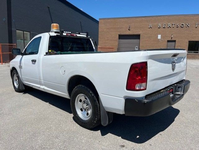 2014 Ram 1500 ST V8 5.7L REGULAR CAB-8' LONG BOX-1 OWNER-CERTIFI in Cars & Trucks in City of Toronto - Image 3