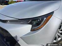 This Toyota Corolla has a dependable Regular Unleaded I-4 2.0 L/121 engine powering this Variable tr... (image 8)