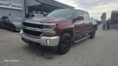 Cruise the streets in style with this ruggedly handsome 2017 Chevrolet Silverado 1500 LT from Auto H...
