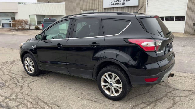 2017 Ford Escape SE AS-IS | YOU CERTIFY YOU SAVE! in Cars & Trucks in Kitchener / Waterloo - Image 4