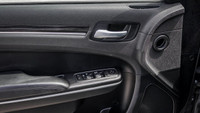 *Leather Seats, Heated Seats, Navigation, Apple CarPlay, Android Auto! * Make a statement with this... (image 7)