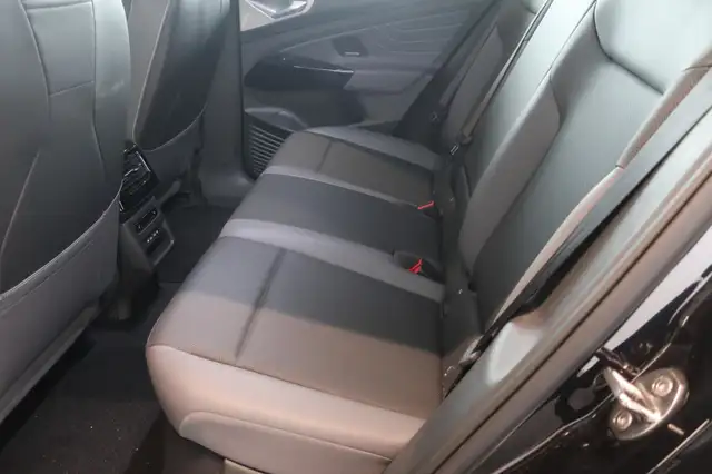 Volkswagen ID.4 Pro S AWD + Keyless + Thermopompe 2024 in Cars & Trucks in Lévis - Image 12