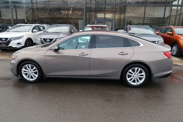 2017 Chevrolet Malibu 1LT ONE OWNER | LOW KMS | NO ACCIDENTS... in Cars & Trucks in Kamloops - Image 2
