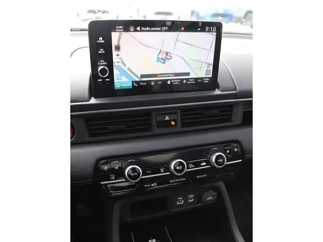 2025 Honda Pilot Touring - Navigation / Backup Camera / Sunroof in Cars & Trucks in Penticton - Image 16