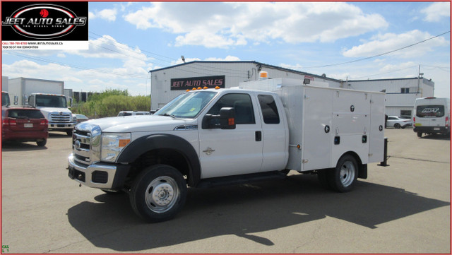 2014 Ford F-550 XLT EXTENDED CAB SERVICE TRUCK in Cars & Trucks in Edmonton - Image 2