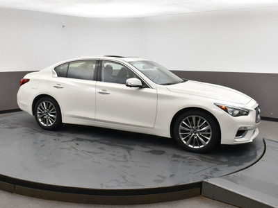 2022 Infiniti Q50 Luxe AWD with Leather, Navigation, Sunroof, an