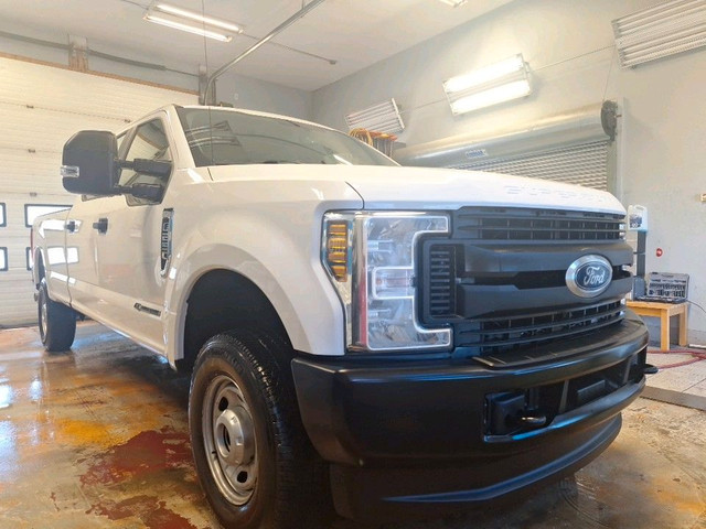 2019 Ford F-250 XL DIESEL! CREW CAB! 4X4! FINANCE NOW! in Cars & Trucks in Bedford - Image 2