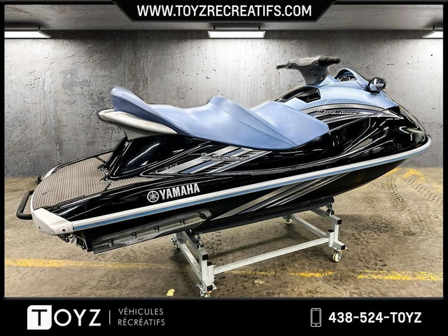2011 Yamaha WAVERUNNER VX CRUISER 3 PLACES in Personal Watercraft in Laval / North Shore - Image 3