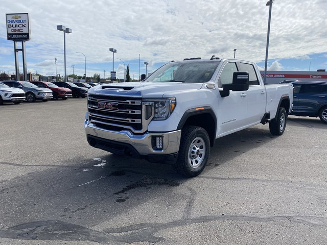 2023 GMC SIERRA 2500 4WD 6.6L V8 SLE CREW CAB in Cars & Trucks in Red Deer - Image 2