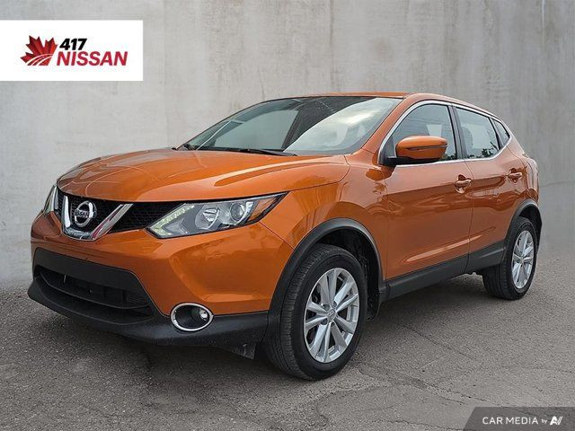 2017 Nissan Qashqai SV AWD | Heated Steering | Moonroof in Cars & Trucks in Ottawa