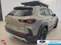 Low Mileage, Heads Up Display, Sunroof, Cooled Seats, Leather Seats, Bose Premium Audio! Ask us how... (image 4)