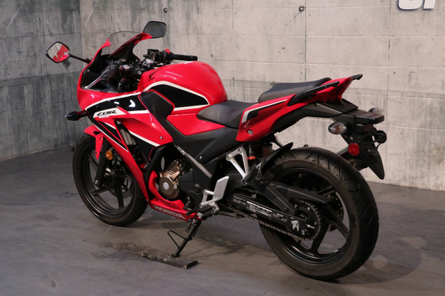 2018 Honda CBR300R ABS in Sport Touring in Laurentides - Image 3
