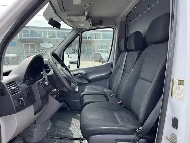 2015 Mercedes-Benz Sprinter cargo vans 2500 144 LOW ROOF-RARE 3  in Cars & Trucks in City of Toronto - Image 12