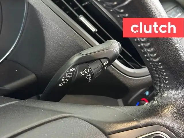 2018 Ford Escape SEL w/ Apple CarPlay, Heated Front Seats, Rearv in Cars & Trucks in Ottawa - Image 30