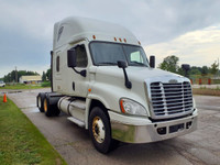 Ryder Stock ID: 840540 Transmission Type/Speed: AUTO 13 Engine: DIESEL DD15 GHG'17 475/1625 Horse Po... (image 4)