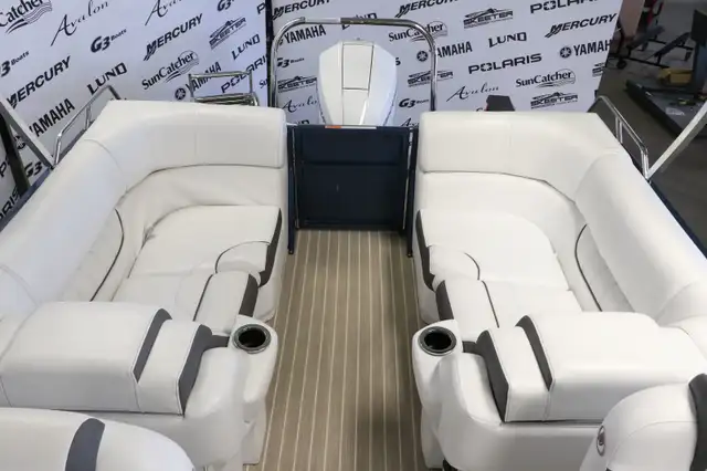 2019 Princecraft Vogue 23XT + MERCURY 200 HP in Powerboats & Motorboats in Laurentides - Image 10