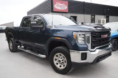 2020 GMC Sierra 2500 Crew 4x4 6.6 lt V8 HD 4 door Truck 6 1/2 Ft Box only 98 000 kms ready for Work...