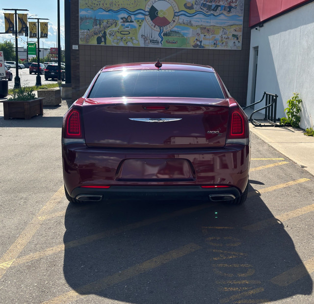 2018 Chrysler 300 300S RWD in Cars & Trucks in Calgary - Image 3
