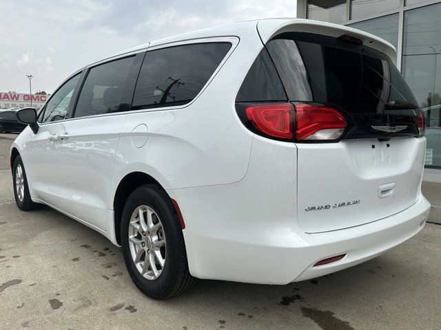 2024 Chrysler Grand Caravan SXT | 3.6L V6 | HEATED SEATS + in Cars & Trucks in Calgary - Image 3