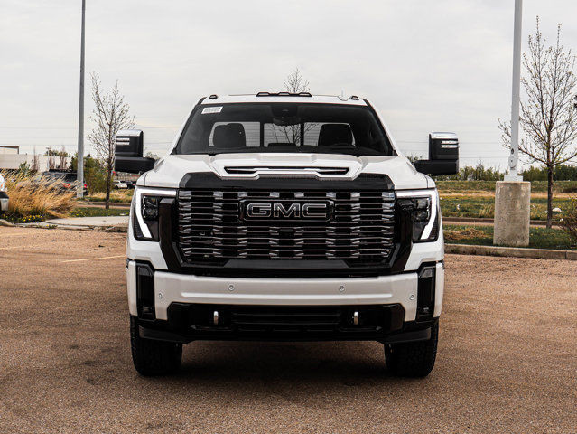 2025 GMC Sierra 3500HD Denali Ultimate in Cars & Trucks in Strathcona County - Image 3