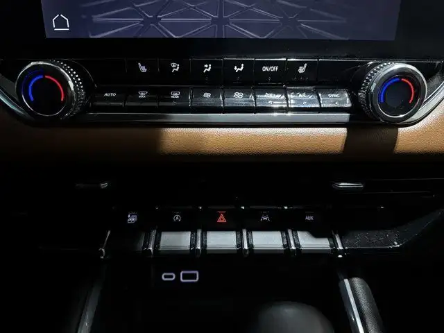 2023 GMC Canyon AT4 | Remote Start | Heated Seats in Cars & Trucks in Edmonton - Image 15