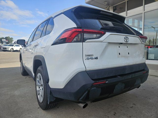 2023 Toyota RAV4 LE | 2.5L I4 | TOYOTA SAFETY SENSE 2.5 in Cars & Trucks in Calgary - Image 3