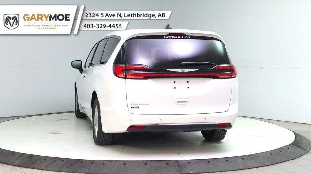 2024 Chrysler Pacifica in Cars & Trucks in Lethbridge - Image 4