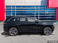 This Jeep Grand Cherokee 4xe has a dependable Intercooled Turbo Gas/Electric I-4 2.0 L/122 engine po... (image 6)