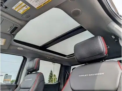 2024 Ford F-350 HARLEY DAVIDSON in Cars & Trucks in Edmonton - Image 17