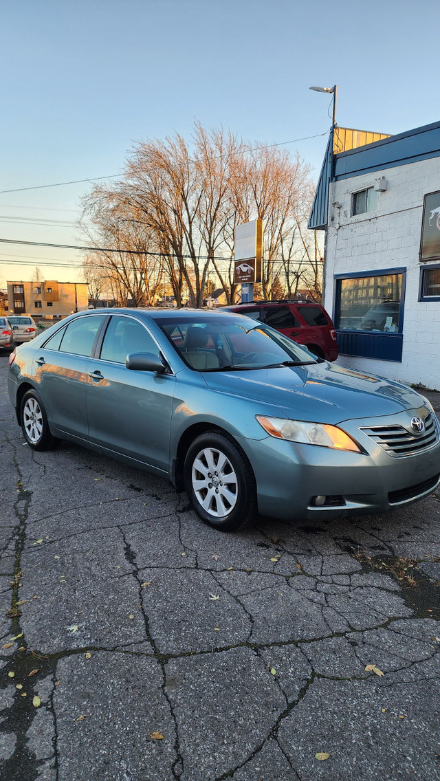 2007 Toyota Camry in Cars & Trucks in Laval / North Shore