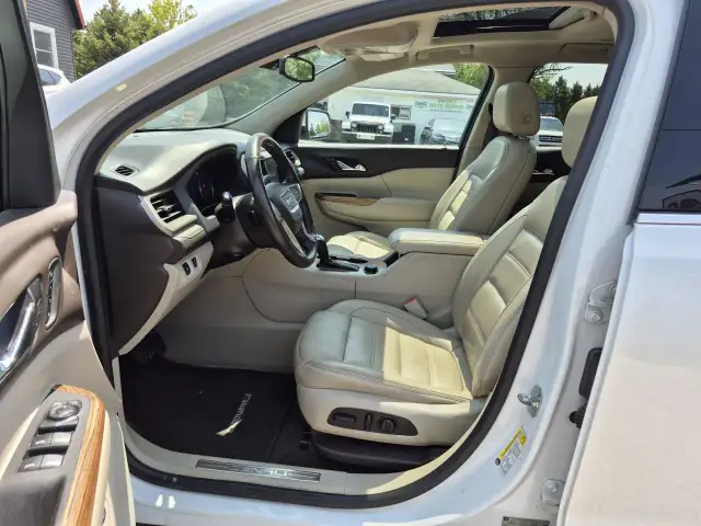2017 GMC Acadia Denali - No Accidents - Certified in Cars & Trucks in London - Image 11