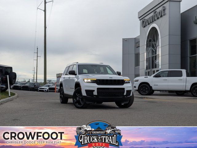 2025 Jeep Grand Cherokee L Altitude - TrailerTow Package in Cars & Trucks in Calgary