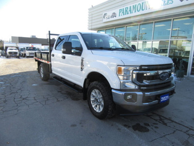  2021 Ford F-350 GAS CRWE CAB 4X4 WITH 9 FT FLAT DECK / 2 IN STO