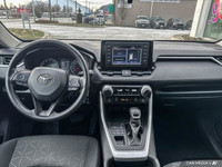 This Toyota RAV4 boasts a Regular Unleaded I-4 2.5 L/152 engine powering this Automatic transmission... (image 9)