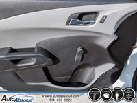 Engine: Moteur à 4 cylindres 1.8L/110CI L/100Km City: 8.3 L/100Km Hwy: 5.5 Safety Equipment Système... (image 9)