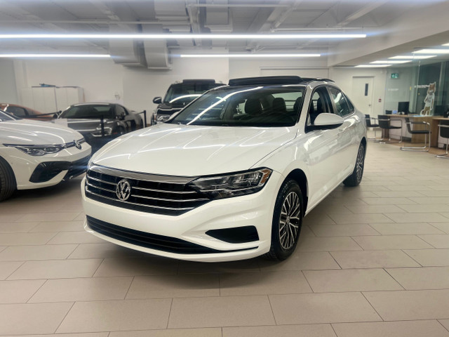 2020 Volkswagen Jetta Highline cuir - toit pano - mags in Cars & Trucks in Laval / North Shore - Image 2