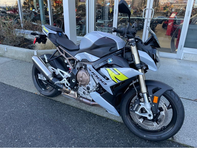 2022 BMW S1000R in Street, Cruisers & Choppers in Nanaimo - Image 2