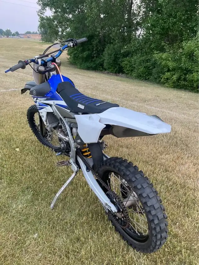 2016 YAMAHA YZ250F-BLUE! in Dirt Bikes & Motocross in Dartmouth - Image 8