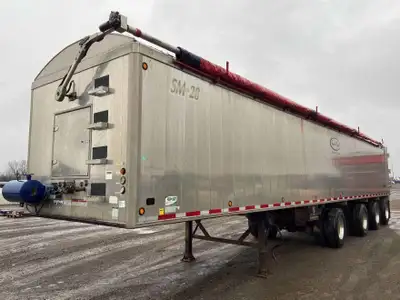 2015 Trout River 48 ft Quad/Axle SPIF Aluminum Shuttle Floor Live Bottom Trailer Comes with fresh an...