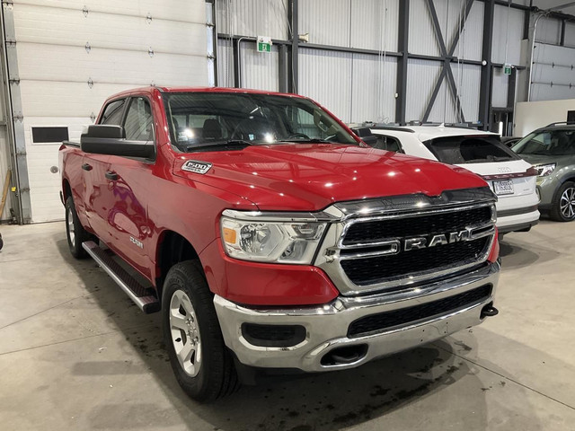 RAM 1500 Tradesman cabine d'équipe 4x4 caisse de 6 pi 4 po 2019  in Cars & Trucks in Laval / North Shore - Image 3