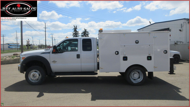 2014 Ford F-550 XLT EXTENDED CAB SERVICE TRUCK in Cars & Trucks in Edmonton